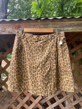 Load image into Gallery viewer, 1990’s 100% cotton cheetah skort
