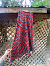 Load image into Gallery viewer, 1970’s plaid maxi skirt
