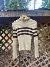 Load image into Gallery viewer, 1990’s knit turtleneck
