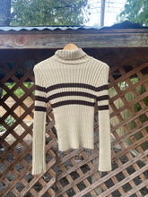 Load image into Gallery viewer, 1990’s knit turtleneck
