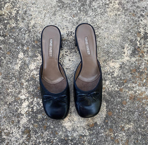 1990’s black heeled mules