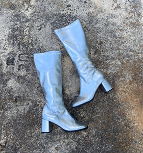 Y2K silver gogo boots