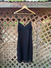 Load image into Gallery viewer, 1990’s lace midi dress
